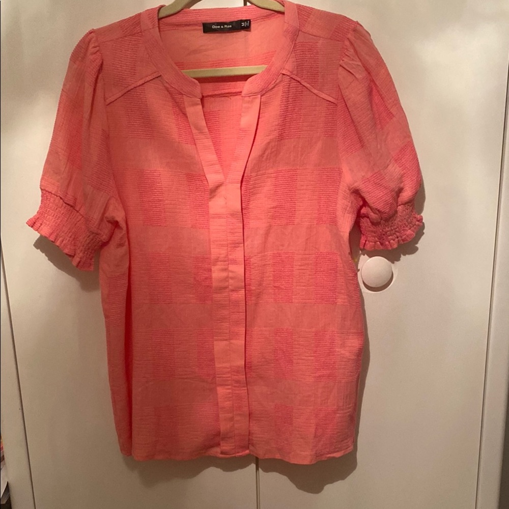 Doe & Rae Coral Textured Top BOUTIQUE BRAND